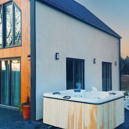 3 Bedroom Stunning In Semesterbostad *